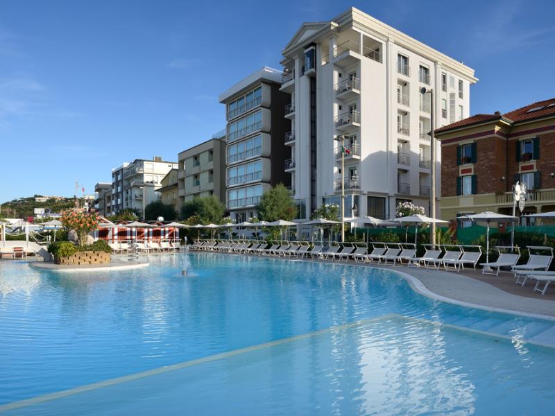 nordesthotel de hotel-mit-pool-gabicce-mare 003